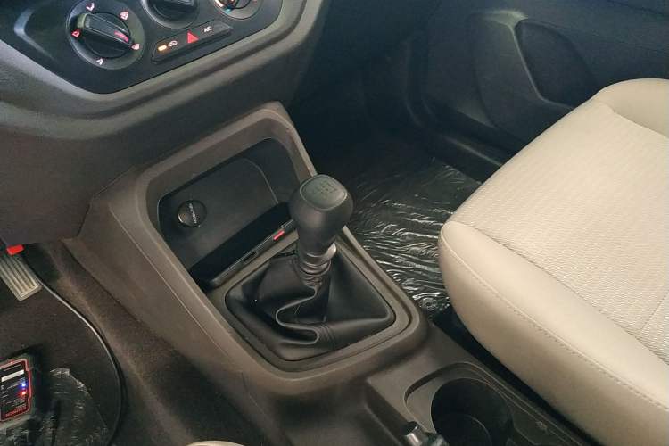 Used Wuling Hongguang V 2022 1.5L Jingqu Edition Electric-Assist LAR