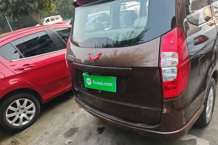 Used Wuling Hongguang 2014 1.5L S Standard Version
