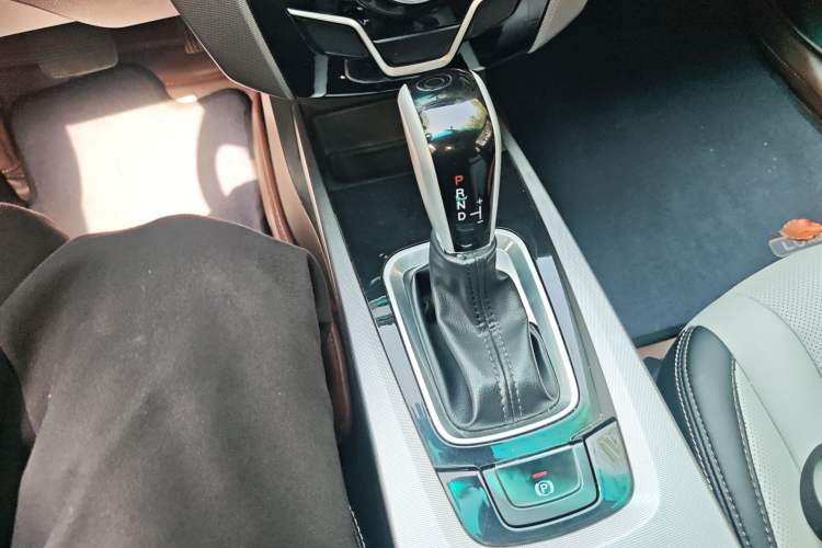 Used Luxgen U6 SUV 2014 1.8T Fashion Edition
