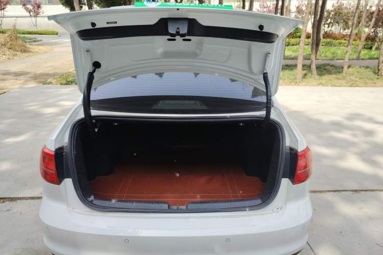 Used Volkswagen Sagitar 2018 1.6L Automatic Comfort Model Trunk