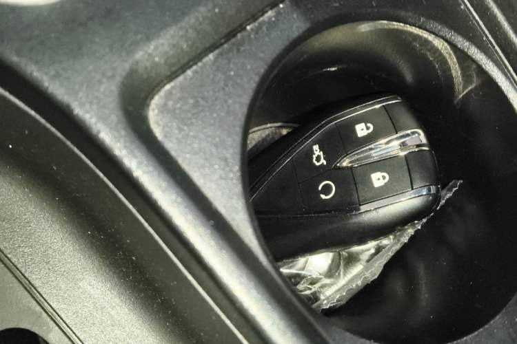 Used Changan Eado 2022 PLUS 1.6L GDI Manual Elite Model
