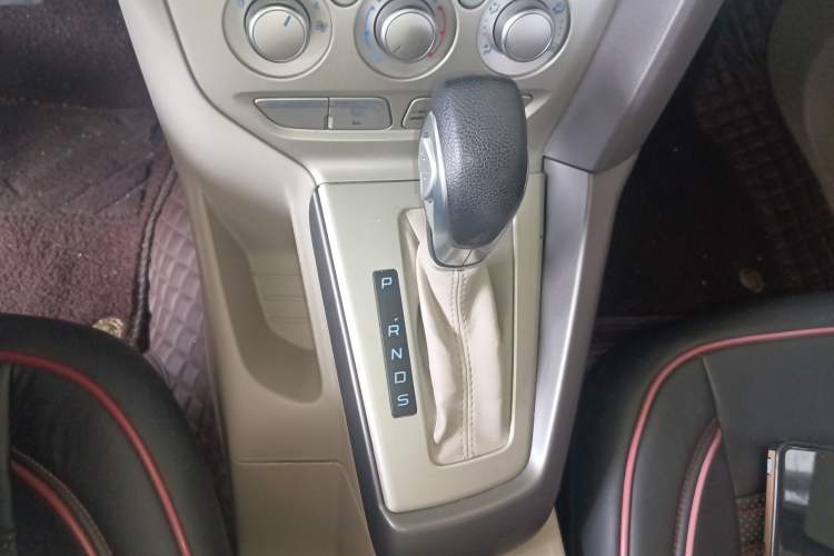 Used Ford Focus 2012 Sedan 1.6L Automatic Comfort Model
