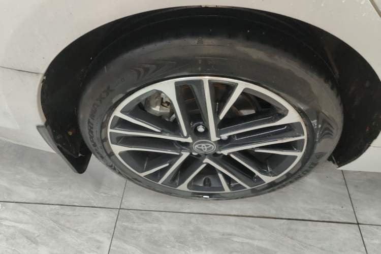 Used Toyota Camry 2024 Dual-Engine 2.5HG Prestige Edition Right Rear Wheel Hub