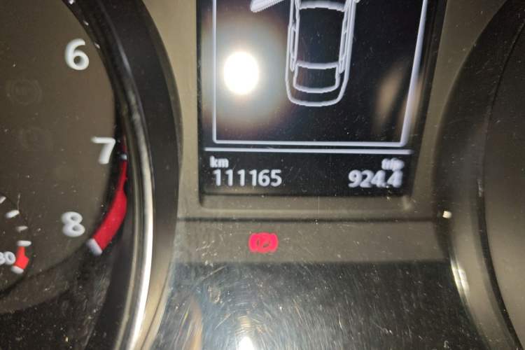 Used Volkswagen Magotan 2018 Facelift 330TSI DSG Luxury Model Odometer Close Up