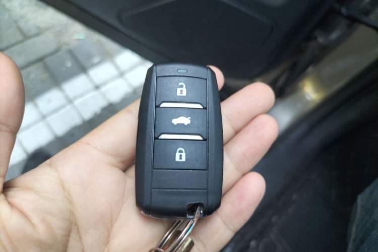 Used CHANGAN CS75 2016 2.0L Manual Leading Version China V Standard
