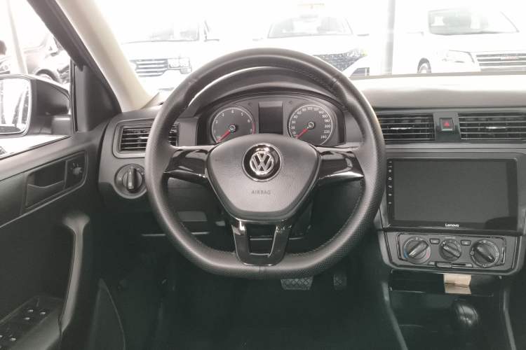 Used Volkswagen Santana 2019 1.5L Automatic Fashion Edition China VI Steering Wheel
