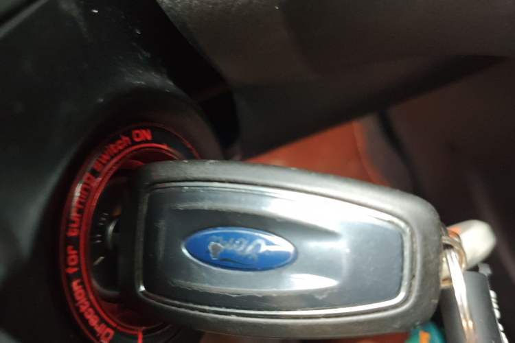 Used Ford Focus 2012 Hatchback 2.0L Automatic Luxury Sport Model