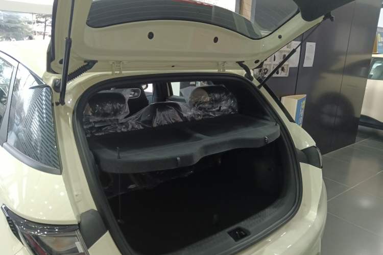 Used BYD Dolphin 2025 420km Free Edition
