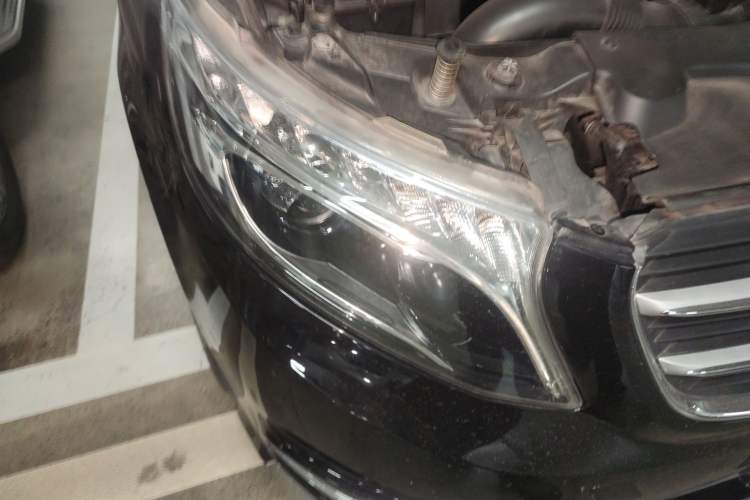 Used Mercedes-Benz V-Class 