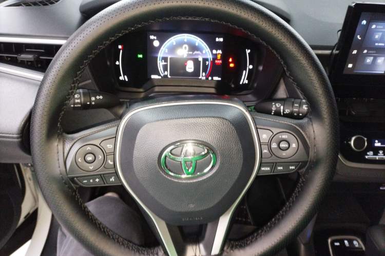 Used Toyota FRONTLANDER 2023 2.0L CVT Leading Edition