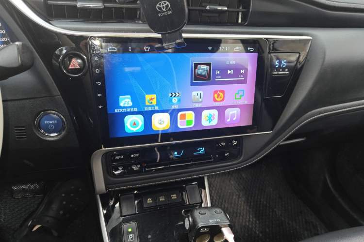 Used Toyota Corolla 2017 Revised Dual-Engine 1.8L E-CVT Leading Edition
