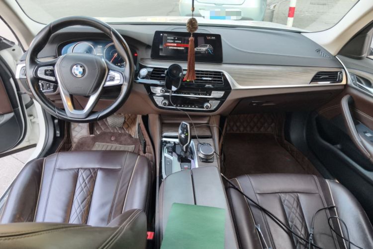 Used BMW 5 Series New Energy 2018 530Le Luxury Package Center Console