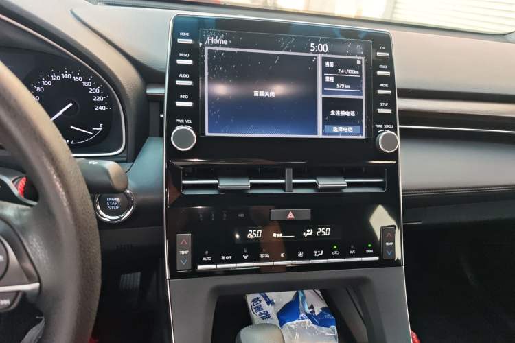 Used Toyota Avalon 2019 2.5L Ambition Version China VI Standard
