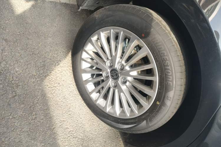 Used Toyota Camry 2024 Dual-Motor 2.0 HE Elite Edition
