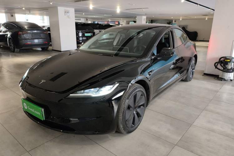 Used Tesla Model 3 2023 Rear-Wheel-Drive Version