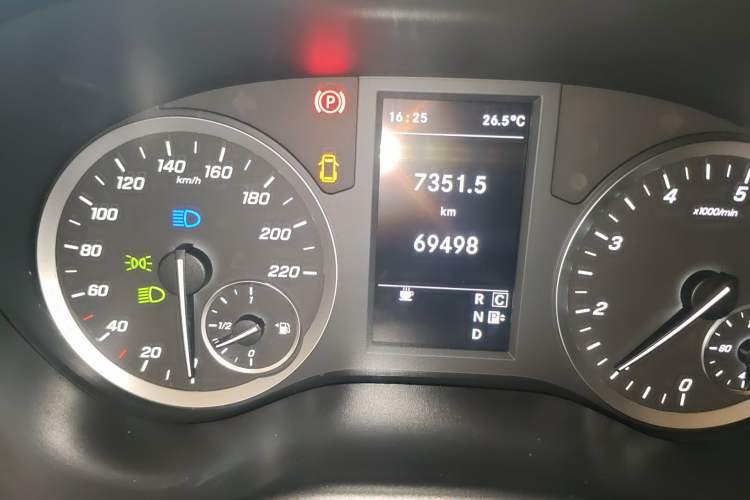 Used Mercedes-Benz Vito 

