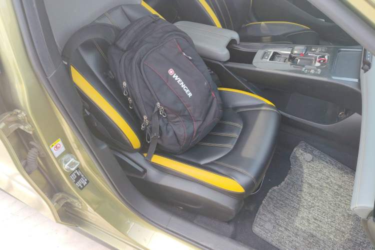 Used GAC Trumpchi EMPOW 2021 270T DCT J15 Version Right Front Seat