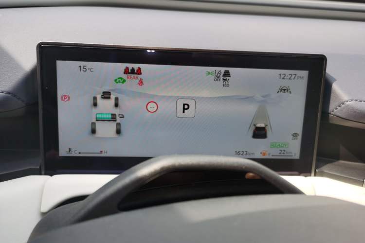 Used Toyota RAV4 2026 Model Dual-Engine 2.0L Two-Wheel Drive Luxury Edition Instrument Cluster