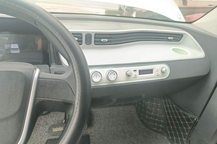 Used Wuling Hongguang MINIEV 2021 Macaron Premium Model – Lithium-NMC