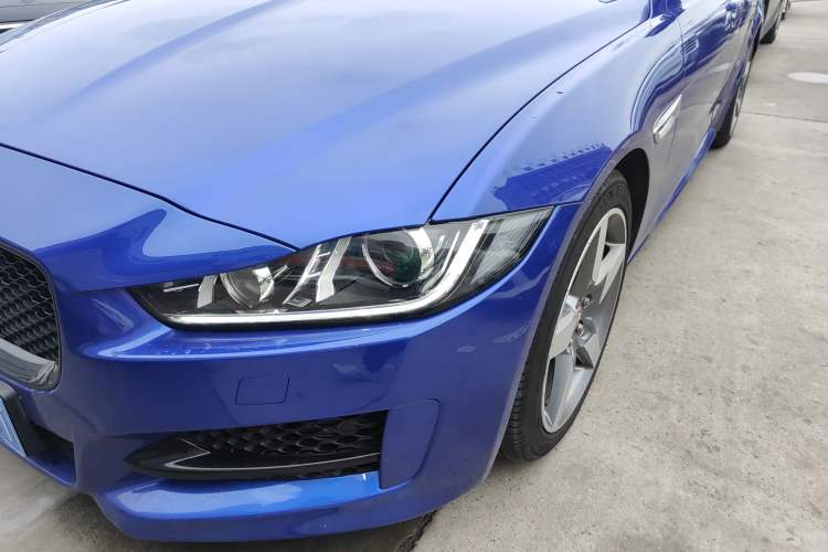 Used Jaguar XE 2018 2.0T 250 PS Two-Wheel-Drive R-Sport Sport Edition