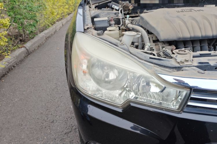 Used Soueast V3 Lingyue 2012 Revised Version 1.5L Manual Comfort Edition Right Front Headlight