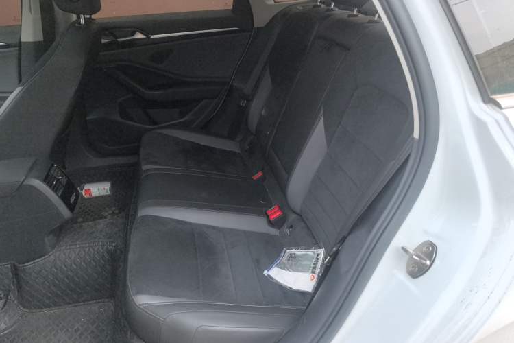 Used Volkswagen Sagitar 2021 280TSI DSG Excellence Edition Left Rear Seat