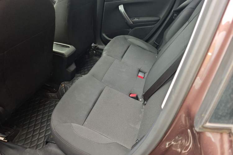 Used Peugeot 2008 2014 1.6L Automatic Fashion Edition