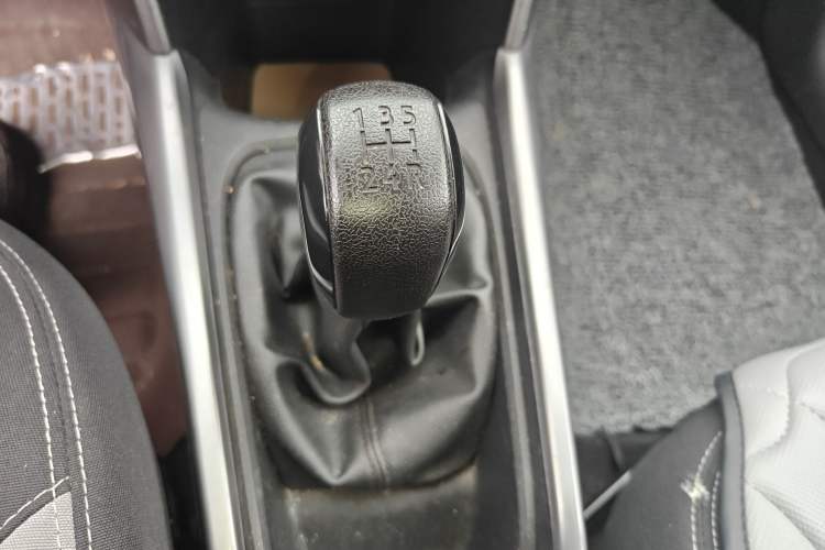 Used Peugeot 2008 2014 1.6L Manual Trend Edition