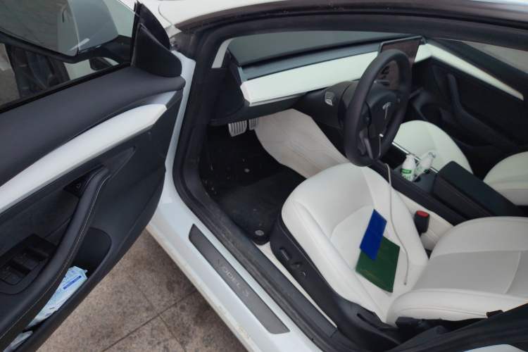 Used Tesla Model 3 2021 Revised Performance Version with All-Wheel Drive 3D1 Driver Seat