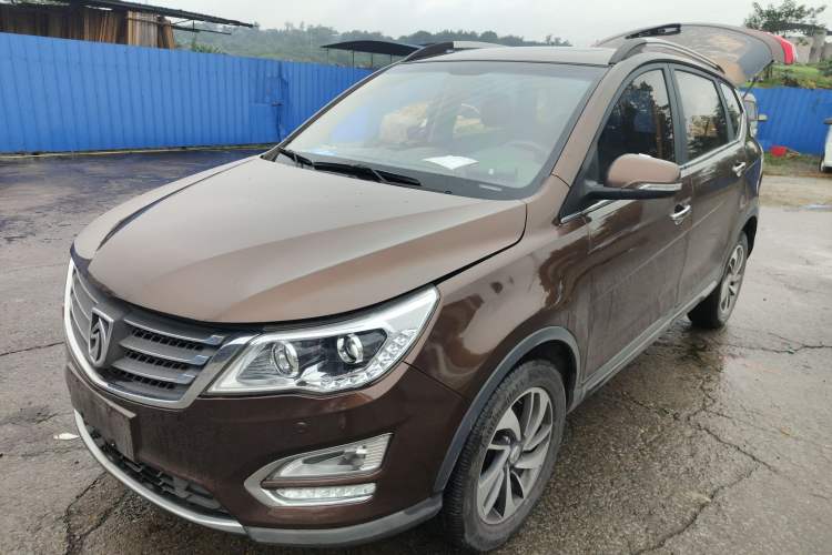 Used Baojun 560 2016 1.5T Manual Luxury Model