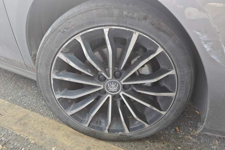 Used BYD Qin PLUS 2021 EV 600KM Flagship Model
