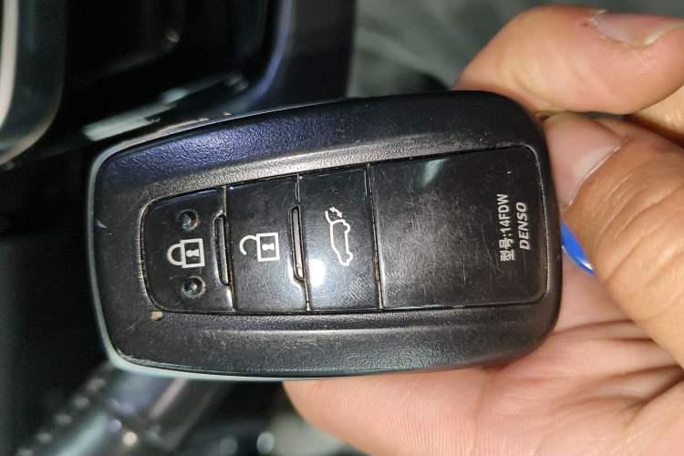 Used Toyota Highlander 2022 Dual-Engine 2.5L Four-Wheel Drive Supreme Edition 7-Seater
