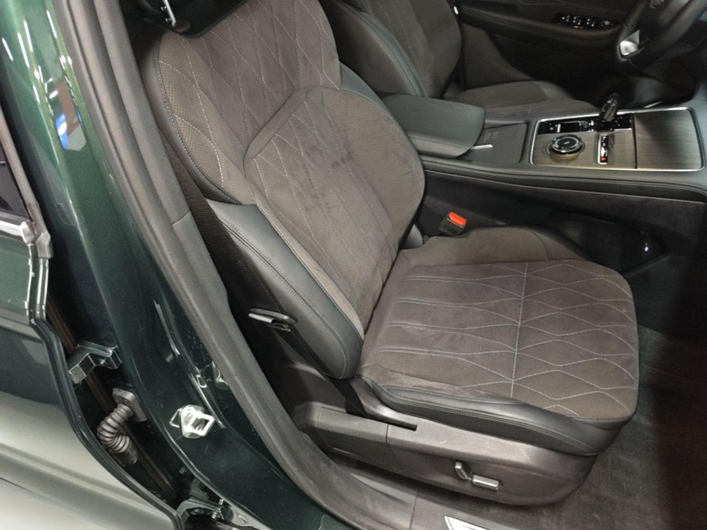 Geely Auto Monjaro L 2025 Dongfang Yao 2.0TD Automatic Lanxing Edition — снимка 19