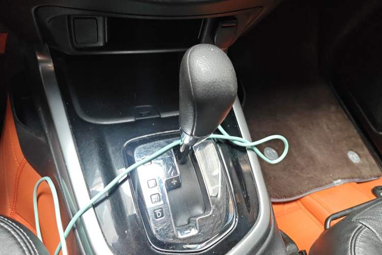 Used Nissan Terra 2018 2.5L Automatic 2WD Luxury Edition