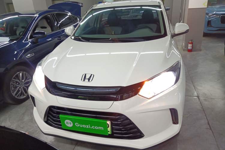 Used Everus VE-1 2021 Travel Edition Front