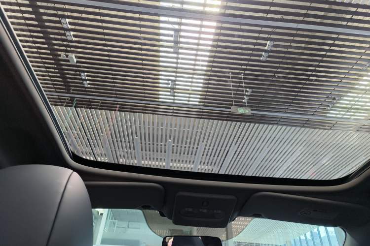 Used Nissan Qashqai 2025 Honor 2.0L CVT XV+ Leading Edition Headliner