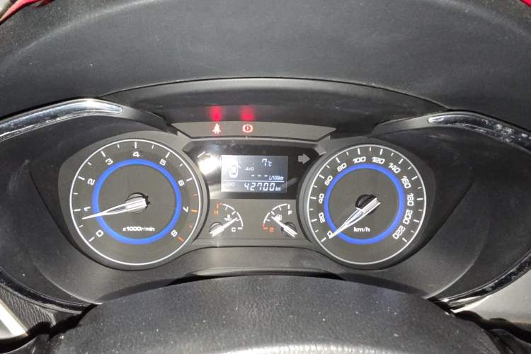 Used CHANGAN Alsvin V7 2015 1.6L Manual Enjoyment Model China IV Standard