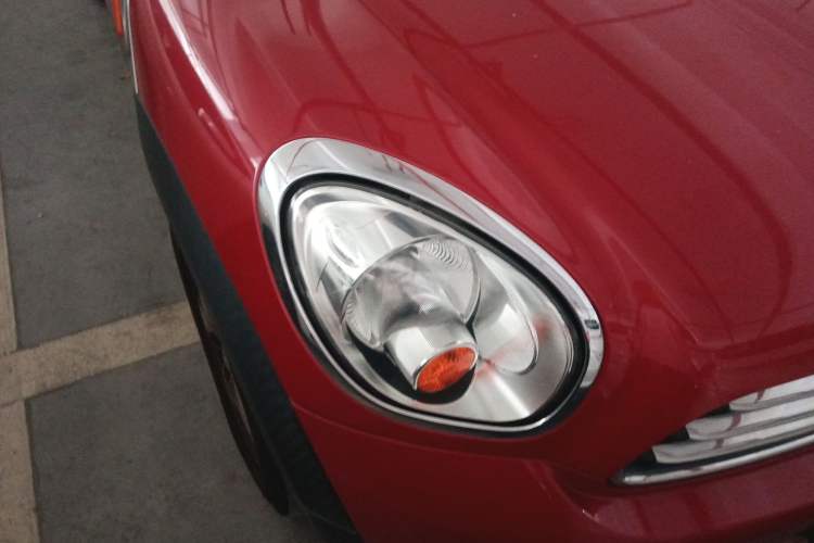 Used MINI Countryman 2011 1.6L ONE Right Front Headlight