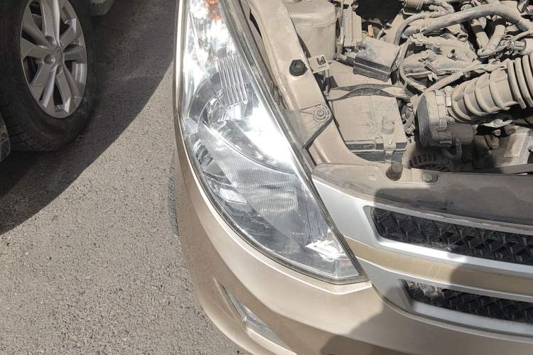 Used Wuling Hongguang 2015 1.5L S Basic Version China V Standard Right Front Headlight