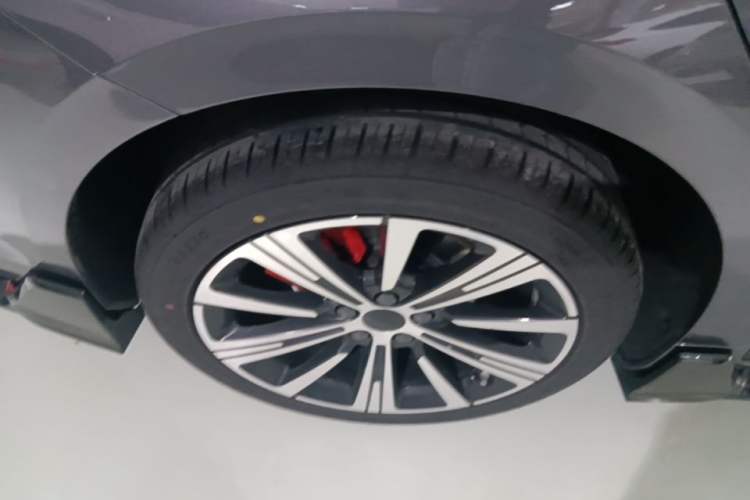Used Geely Auto Preface 2025 Dongfang Yao 1.5TD Kunlun Edition
