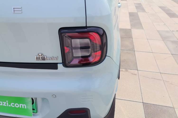 Used Geely Galaxy Panda 2023 Panda Mini 200km Endurance Bear