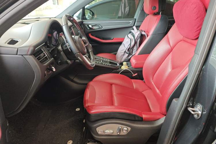 Used Porsche Macan 2018 Macan 2.0T