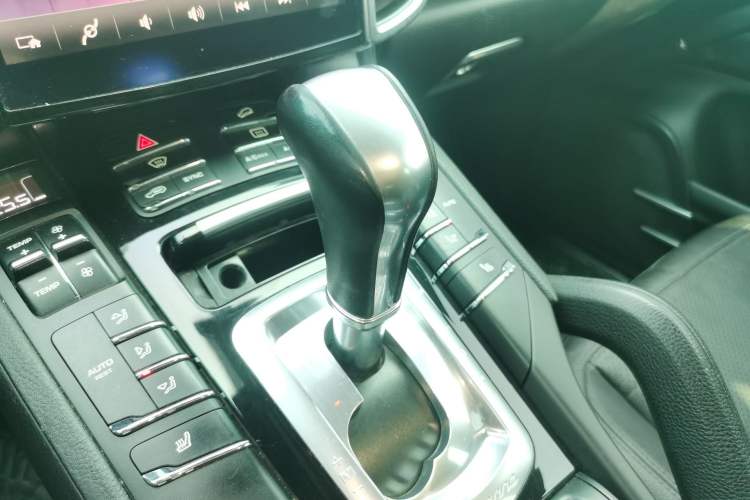 Used Porsche Cayenne 
