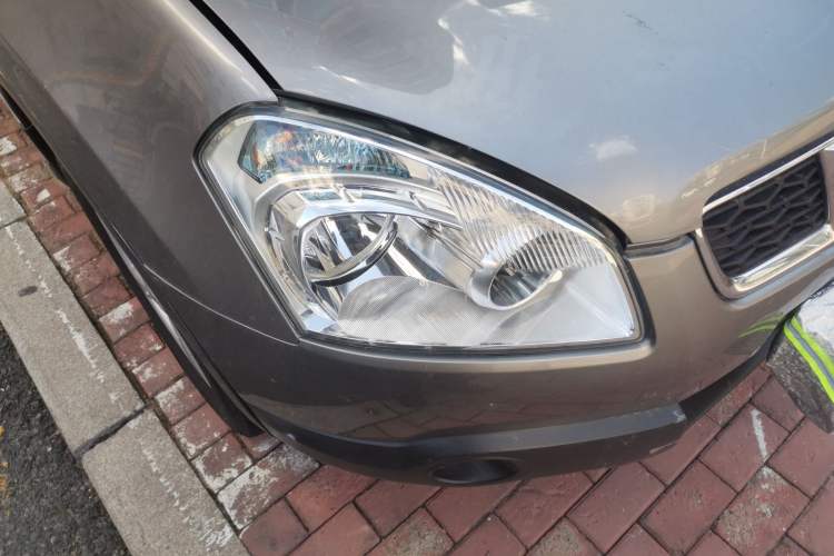 Used Nissan Qashqai 2015 2.0 XL Coolfire CVT 2WD Right Front Headlight
