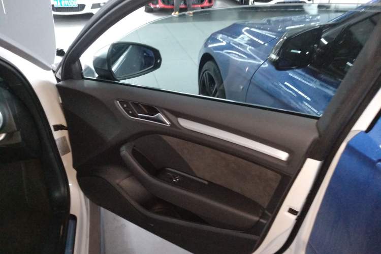 Used Audi S3 2015 S3 2.0T Limousine
