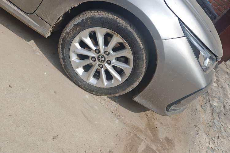 Used Toyota Corolla 2019 Dual-Engine 1.8L E-CVT GL-i Elite Edition Right Front Wheel Hub