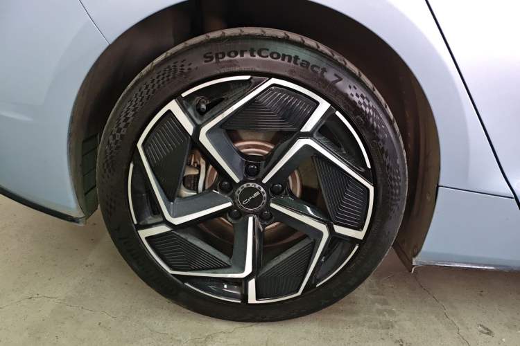 Used BYD Seal 2022 700 km Long-Range Rear-Wheel-Drive Version