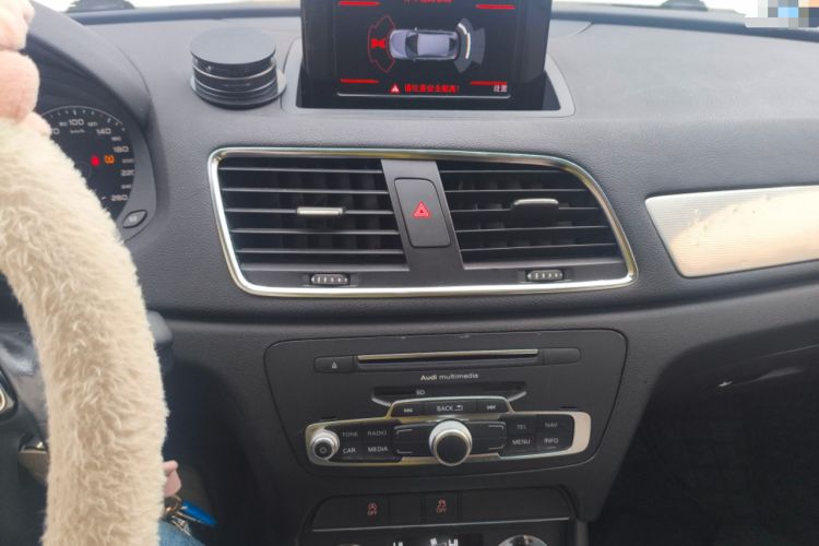 Used Audi Q3 2015 30 TFSI Comfort Model