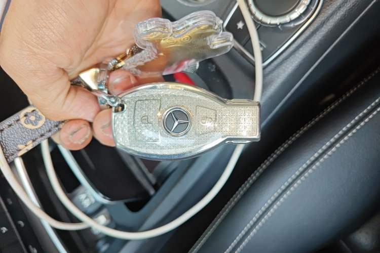 Used Mercedes-Benz GLA 2017 GLA 200 Fashion Model Vehicle Key