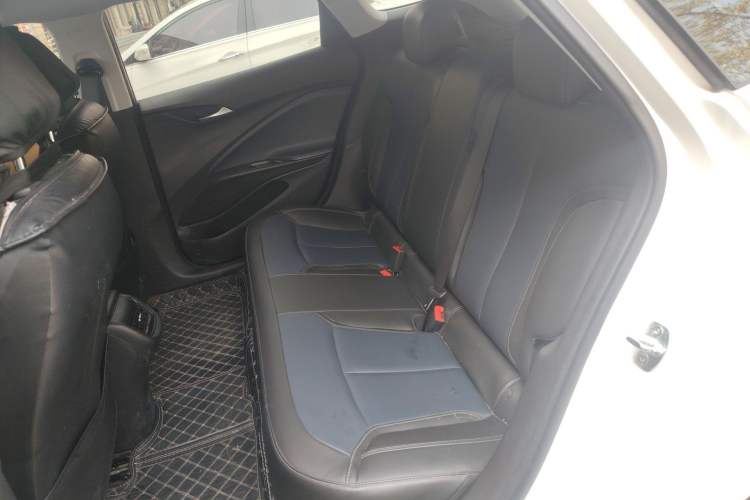 Used Buick Velite 6 2023 430km Range Commuter Version Left Rear Seat